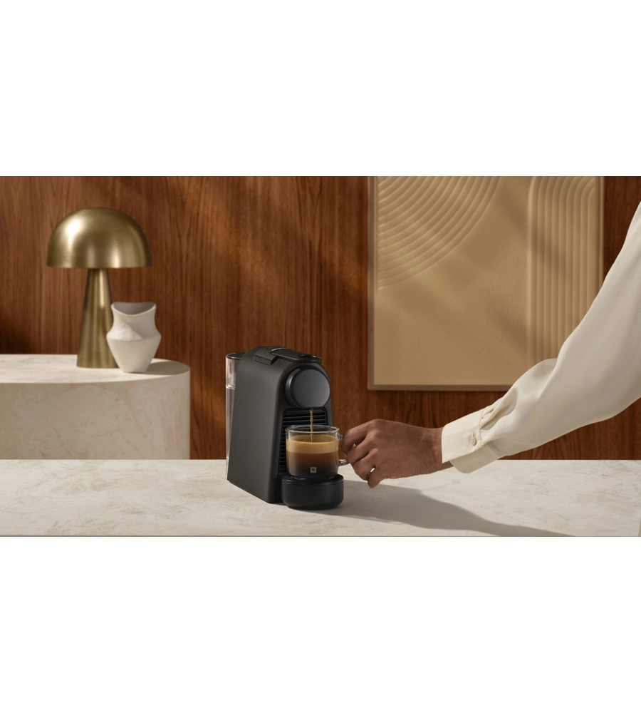 Macchina da caffè automatica DeLonghi "Essenza mini" nero 1370W