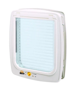 PORTINA PER CANI DI TAGLIA MEDIA E GRANDE FERPLAST "SWING 15" CON CHIUSURA 4 VIE E PROTEZIONE ARIA IN PLASTICA BIANCO 41,2X9,6X48,2 CM