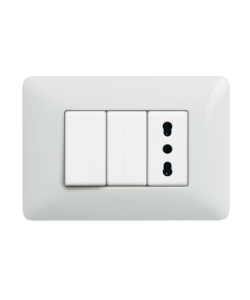 PLACCA 3P BIANCO MATIX AM4803BBN - BTICINO.
