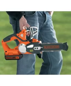 MOTOSEGA A BATTERIA BLACK&DECKER BARRA 20 CM 18V 2AH