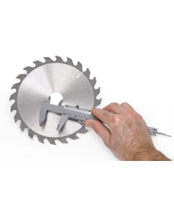 CALIBRO IN ACCIAIO INOX, 0-150 MM