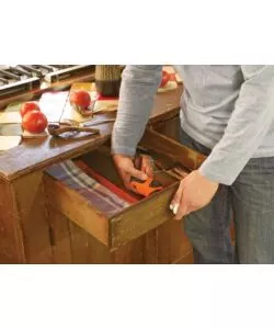 SVITAVVITA A BATTERIA BLACK+DECKER "CS3651LC-QW" 3,6V