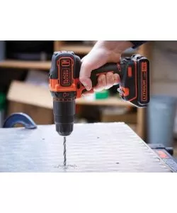 KIT VALIGETTA TRAPANO AVVITATORE A BATTERIA BLACK+DECKER "BDCDC18K-QW" 18V 1,5AH