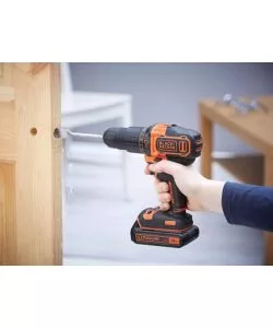 KIT VALIGETTA TRAPANO AVVITATORE A BATTERIA BLACK+DECKER "BDCDC18K-QW" 18V 1,5AH