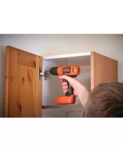 TRAPANO AVVITATORE A BATTERIA BLACK+DECKER "BDCD8-QW" 7,2V 1,5AH