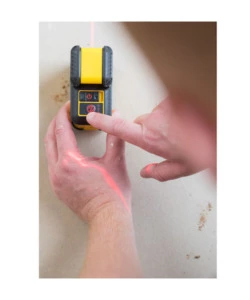 LIVELLA LASER 360 STANLEY CON RAGGIO ROSSO