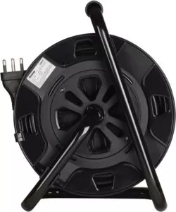 AVVOLGICAVO PER INTERNI ED ESTERNI BTICINO CON MANIGLIA E 4 PRESE, 25 METRI