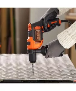 KIT VALIGETTA TRAPANO A PERCUSSIONE ELETTRICO BLACK+DECKER "BEH710K" 710 W