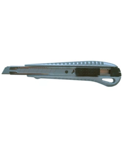 CUTTER UNIVERSALE IN METALLO 9 MM.