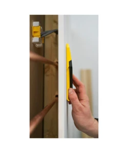 RILEVATORE STANLEY "S160" LEGNO, METALLO E CAVI