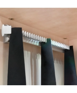 PORTACRAVATTE ESTRAIBILE IN ALLUMINIO E PLASTICA