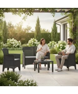 SET DA GIARDINO "JUNGLE" IN POLIPROPILENE CON CUSCINI ANTRACITE 4 SEDUTE E TAVOLINO