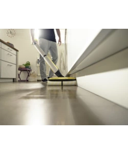 LAVAPAVIMENTI FC7 QUATTRO RULLI CORDLESS A BATTERIA - KARCHER