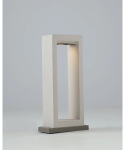 PALETTO "MASAI"  IN CEMENTO BIANCO 51X20X12 CM, 1XR7S