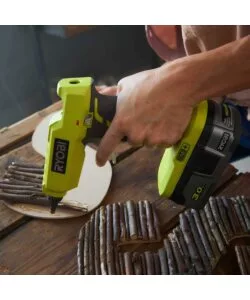 PISTOLA PER COLLA A CALDO A BATTERIA RYOBI "R18GLU-0" 18V, SOLO CORPO MACCHINA