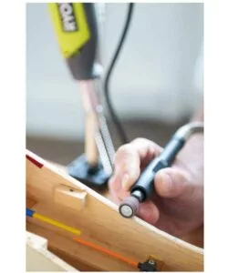 UTENSILE ROTATIVO EHT150V DA 150 WATT CON 115 ACCESSORI INCLUSI - RYOBI