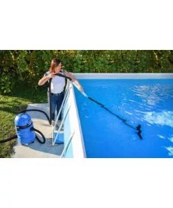 ASPIRATORE PER PISCINE ELETTRICO LAVOR "SWIMMY" 1600 W 35LT 70 L/S