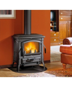 STUFA A LEGNA LA NORDICA + EXTRAFLAME "ISETTA" NERO 7,3 KW