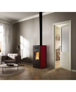 STUFA A LEGNA VENTILATA INVICTA "SENALES" ROSSO 8,4 KW