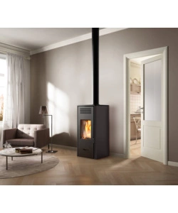 STUFA A LEGNA VENTILATA INVICTA "SENALES" NERO 8,4 KW