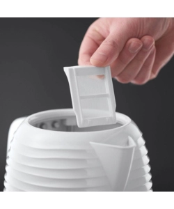 BOLLITORE ELETTRICO IN PLASTICA BIANCA, 1,7 LITRI - RUSSEL HOBBS