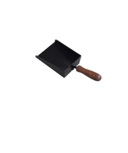 PALETTA PER CAMINI E STUFE IN FERRO BATTUTO CON MANICO IN LEGNO, 36X15X2 CM