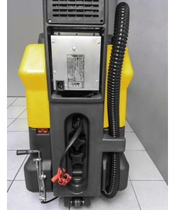 LAVASCIUGA PAVIMENTI A BATTERIA PROFESSIONALE - LAVOR - 450/540 MM 1600 MQ/H 30/32 L 24 V