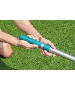 ASTA TELESCOPICA PER PULIZIA PISCINA BESTWAY 2,41 MT