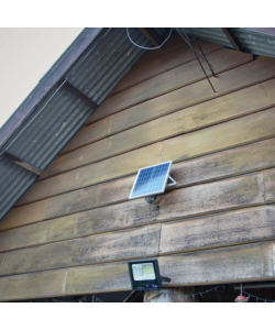 FARO LED CON TELECOMANDO E PANNELLO SOLARE 50W, 6000K