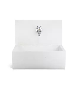 FONTANA DA GIARDINO A MURO KAM "Q-MADRID" IN CALCESTRUZZO COLORE BIANCO, 45X35X40,5 CM