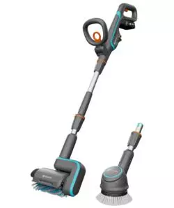 SPAZZOLA MULTIFUNZIONE A BATTERIA GARDENA "AQUABRUSH UNIVERSAL" 18V 2,5AH