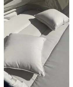 LETTINO DA GIARDINO RECLINABILE CON PARASOLE A DUE POSTI RIVIERA "AGAPANTHUS"" BIANCO E GRIGIO 217X127X55/66 CM