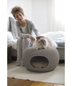 CUCCIA PER CANI E GATTI KETER "COZY" CHIUSA A 2 PIANI IN RESINA COLORE BEIGE, 57X58X24 CM