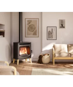 STUFA A LEGNA ERMETICA FREEPOINT "FLOS 8" NERO 7 KW