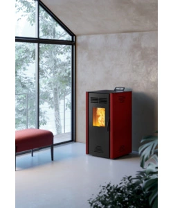 STUFA A PELLET VENTILATA INVICTA "ADRANO PLUS" ROSSO 7,3 KW