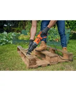 SEGA A GATTUCCIO ELETTRICA BLACK+DECKER "BES301-QS" LAMA 20MM 750W
