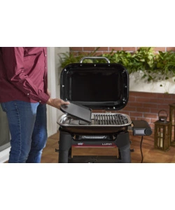 BARBECUE ELETTRICO WEBER "LUMIN COMPACT SMART" NERO CON GRIGLIA 43X28 CM