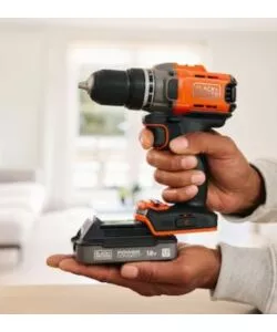 KIT TRAPANO AVVITATORE A BATTERIA BLACK+DECKER "BCD382D1XK-QW" BATTERIA INCLUSA 18V