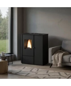 STUFA A PELLET SLIM VENTILATA PUNTO FUOCO "CARMEN" NERO 7 KW