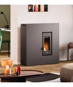 STUFA A PELLET SLIM ERMETICA FREEPOINT "RES 7 T2" ANTRACITE 6,9 KW CON WI-FI