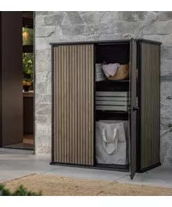PORTATTREZZI MULTIUSO KETER "VERTICAL SHED VENETIAN" IN RESINA EFFETTO LEGNO 140X73,6X170,4 CM