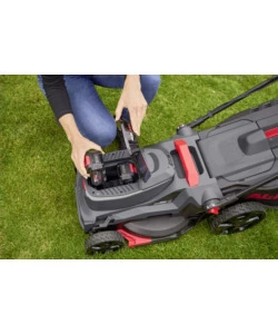 TAGLIAERBA A BATTERIA AL-KO "38.6 LI" TAGLIO 38 CM 2 BATTERIE 18V 4AH E CARICABATTERIE