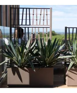 Fioriera da esterno con spalliera "Ethica" tortora 80x36x140 cm