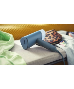 FERRO DA STIRO VERTICALE A VAPORE PORTATILE PHILIPS "SERIE 3000" BLU 1000 W - COD. STH3000/20