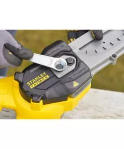 TRONCARAMI A BATTERIA STANLEY FATMAX BARRA 15 CM 18V, SOLO CORPO MACCHINA