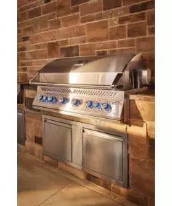 BARBECUE A GAS DA INCASSO NAPOLEON "SERIE 700 44 " GRIGIO 8 BRUCIATORI