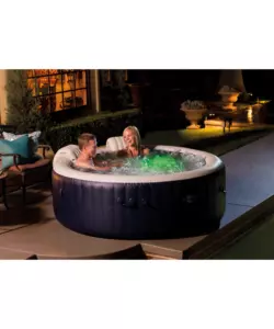 PISCINA IDROMASSAGGIO GONFIABILE INTEX "PURESPA BUBBLE MASSAGE" CON TELO BASE, TELO DI COPERTURA, DISPENSER PRODOTTI CHIMICI, LUCE LED E DUE POGGIATESTA 4 PERSONE BLU 196X196X71 CM - COD. 28430NP