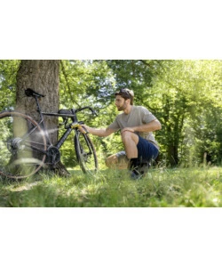 Idropulitrice a batteria a freddo portatile Karcher "OC Handheld Compact" 15 bar 150 l/h 5V