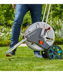 Carrello avvolgitubo manuale Gardena "Clever Roll M Metal" in metallo 60 mt