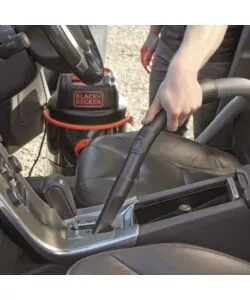 Aspiratore solidi liquidi elettrico Black&Decker "BXVC30XDE" 1600w 30lt 37l/s
